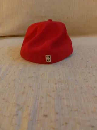 Gorra New Era Chicago Bulls Roja y Negra