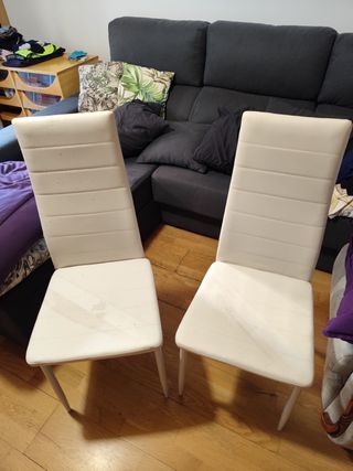 4 Sedie e tavolo estensibile