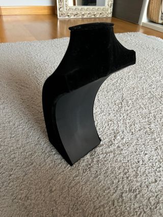 Expositor Busto Joyería Terciopelo Negro