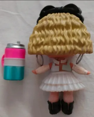 Bambola LOL 80's BB Under Wraps Serie 4