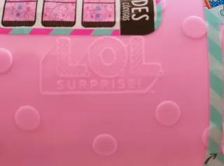 Bambola LOL 80's BB Under Wraps Serie 4