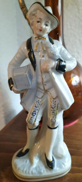 Figuritas de cerámica pareja