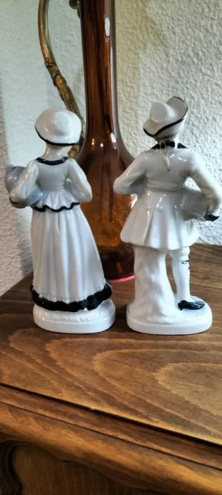 Figuritas de cerámica pareja