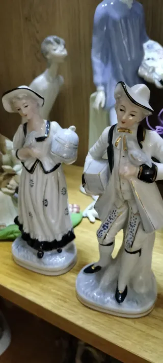 Figuritas de cerámica pareja