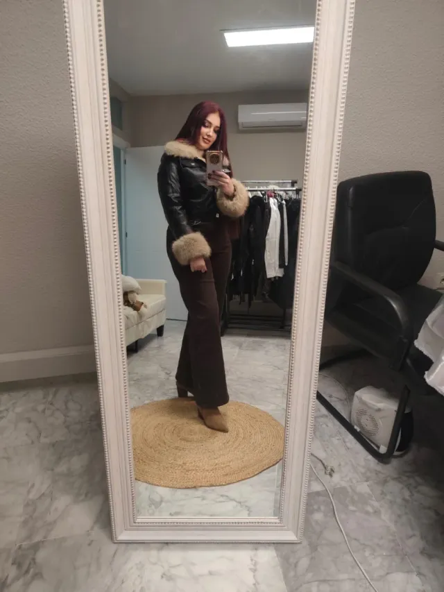 Pantalón vaquero marrón chocolate pierna recta