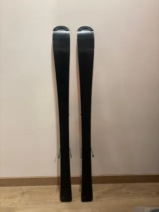 Esquí Rossignol 130 cm  Hero+Casco+bastones