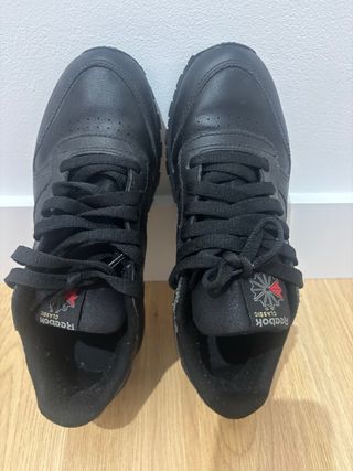 Reebok Classic Negras