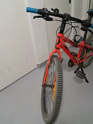 Bicicleta de Montaña Scott junior Roja