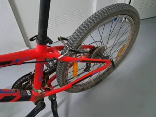 Bicicleta de Montaña Scott junior Roja