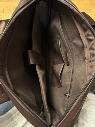 Maletín para portátil marrón
