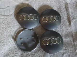 Tapabujes Audi gris 67mm centro rueda llanta logo
