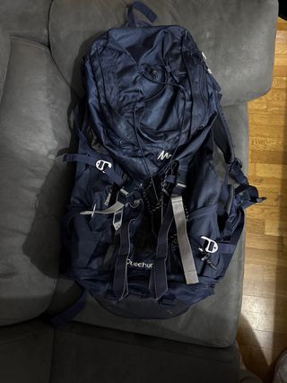 Mochila senderismo Quechua 70+10 azul