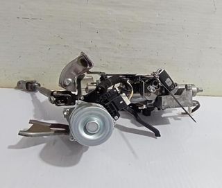 143467 bhn132ab0 columna direccion mazda 3 lim. ()