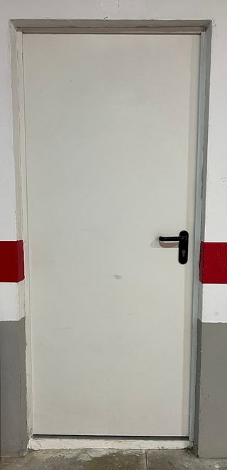 Puerta garaje reforzada contra incendios