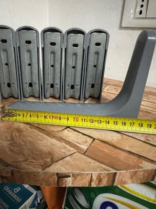 Supporti a L per mensole