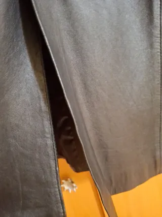 Abrigo de piel negro