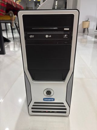 Ordenador CPU Intel core 2 duo + pantalla LG 24”