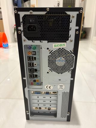 Ordenador CPU Intel core 2 duo + pantalla LG 24”