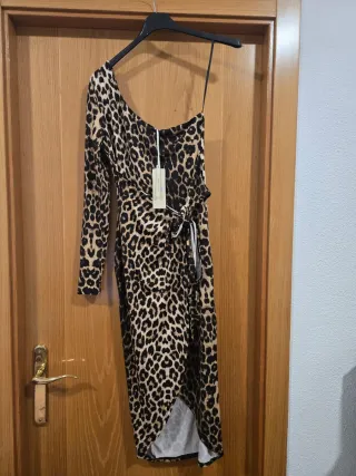 Vestido estampado leopardo asimétrico