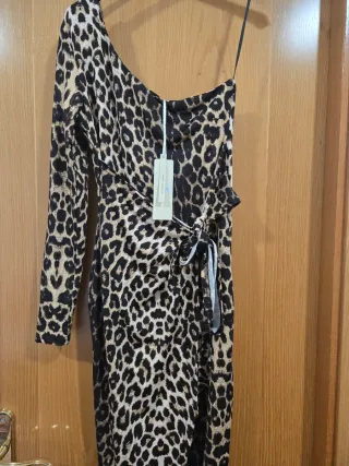 Vestido estampado leopardo asimétrico