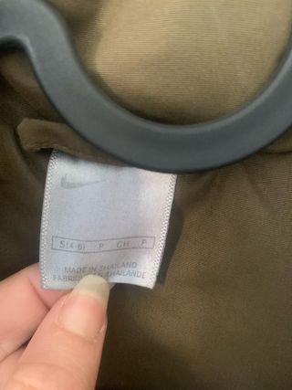 Chaqueta Nike Verde Oliva