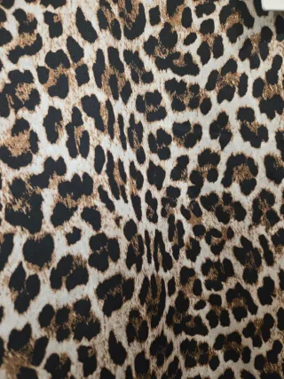 Conjunto estampado leopardo y rojo