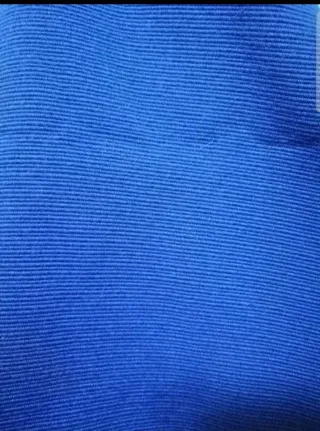 Tela azul para indumentaria tradicional