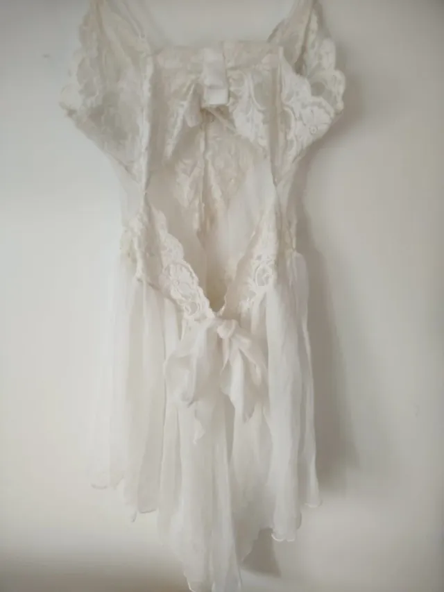 Salto de cama encaje transparente