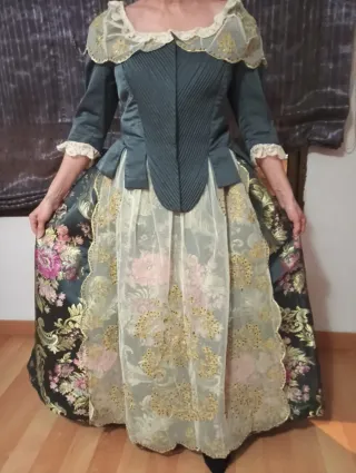 Vestido de fallera oro y verde