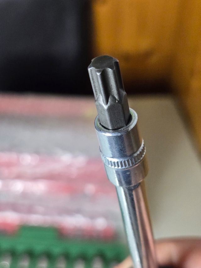 Kit di strumenti 46 pezzi - Set completo e portatile