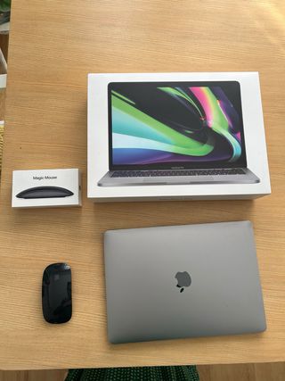 MacBook Pro 13” (2017) + Magic Mouse 2 Nuevo
