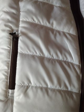 Chaleco acolchado Nebulus con capucha