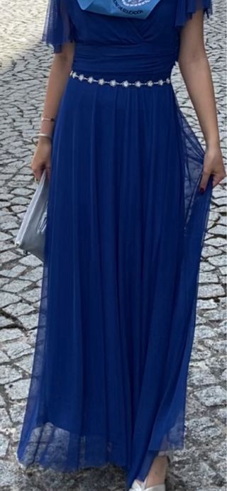 Vestido largo azul para invitada