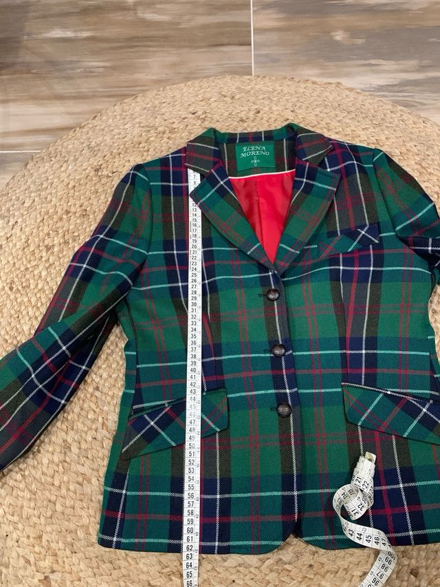 Americana Elena Moreno cuadros verde Talla 42