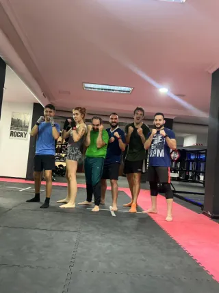 Clases de Boxeo, Kickboxing, calistenia y más.
