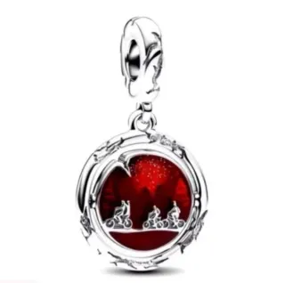 Charms Stranger Things