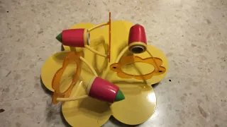 Lámpara infantil flor rosa y amarilla