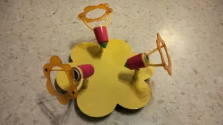 Lámpara infantil flor rosa y amarilla