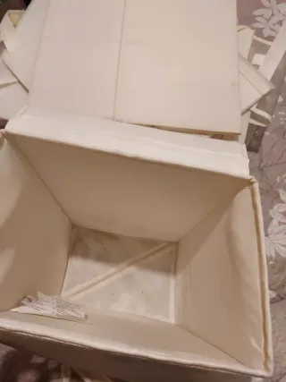 Cajas organizadoras de tela blancas