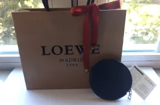 Monedero LOEWE piel azul marino
