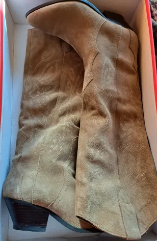 Botas cowboy ante mujer beige