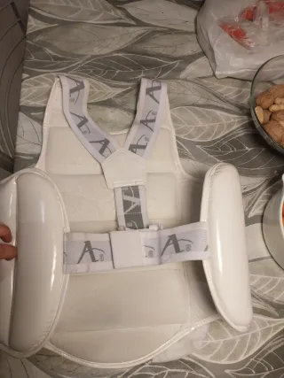 Chaleco exterior Karate Arawaza WKF Aprobado