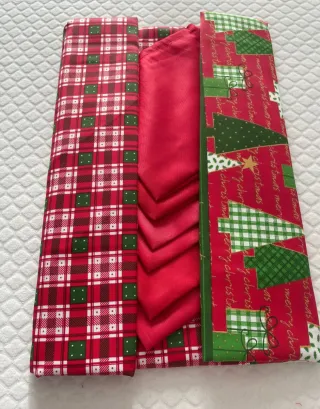 Tovaglia e tovaglioli natalizi