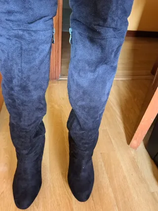 Botas mosqueteras tacón alto negras