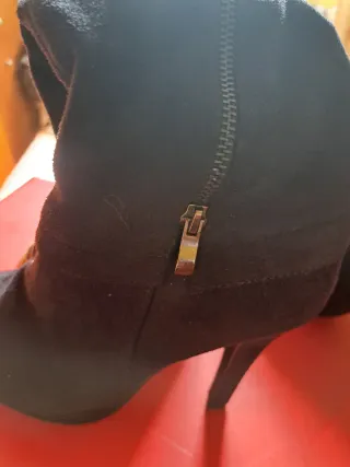 Botas mosqueteras tacón alto negras