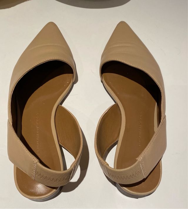 Zapatos Adolfo Domínguez Piel Beige Talla 40
