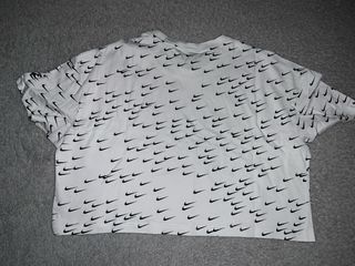 Camiseta Nike Swoosh All Over Talla S