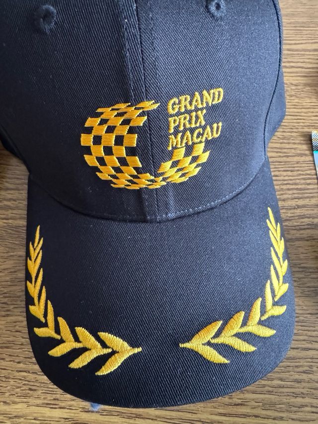 Cappellino Grand Prix Macau + omaggi