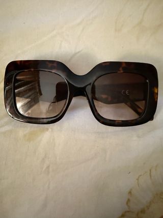 Occhiali da sole tartarugati