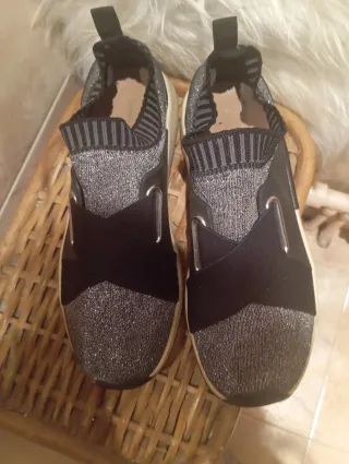 Deportivas Stradivarius Plata y Negro